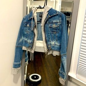 Fitted crop Jean jacket
